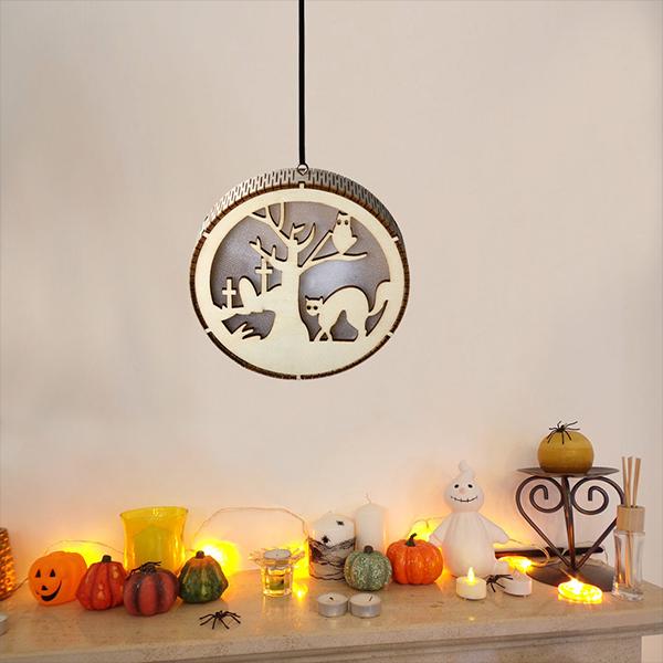 Saker Halloween Hanging Wooden Light (6 pcs)