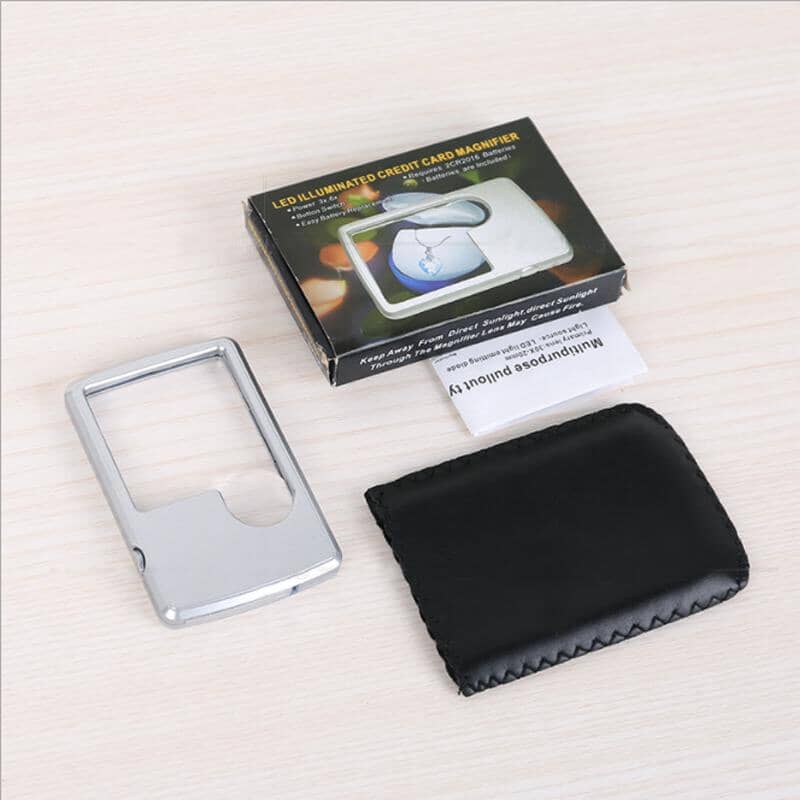 SAKER LED Card Type Magnifier for Reading