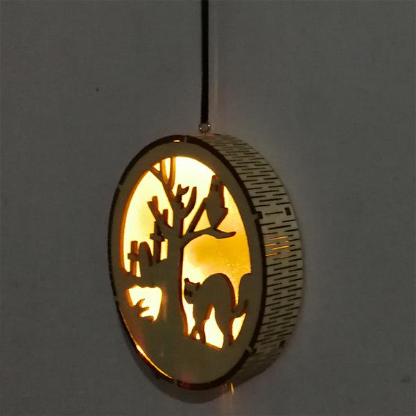 Saker Halloween Hanging Wooden Light (6 pcs)