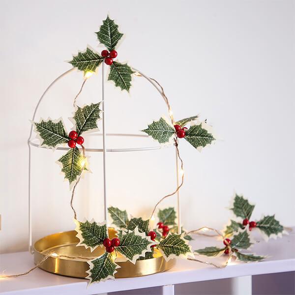 Christmas Pine Cone & Mulberry Decorative String Light