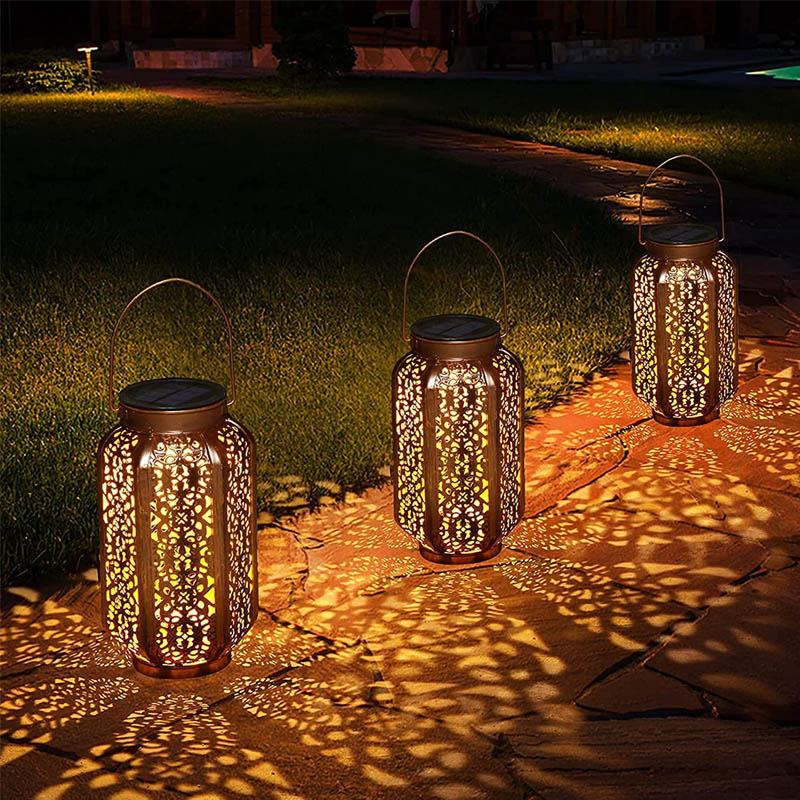 Solar Carved Hollow Garden Light