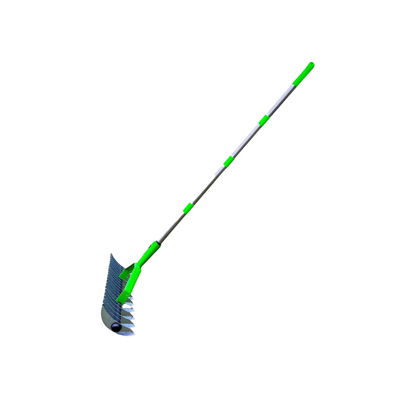SAKER® Thatch Rake
