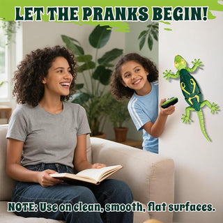 Sakerplus® Electric Lizard Toy with LED Glowing Eyes