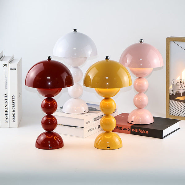 Sakerplus® Vintage Cream Triple-Globe Touch Table Lamp