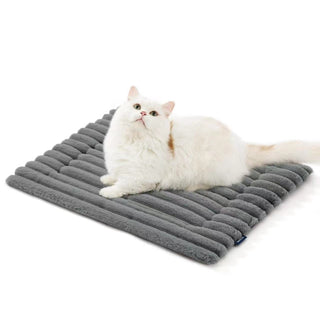 Sakerplus® Self Warming Thermal Pet Bed Mat