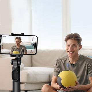 Sakerplus Wireless Lavalier Microphone with Case