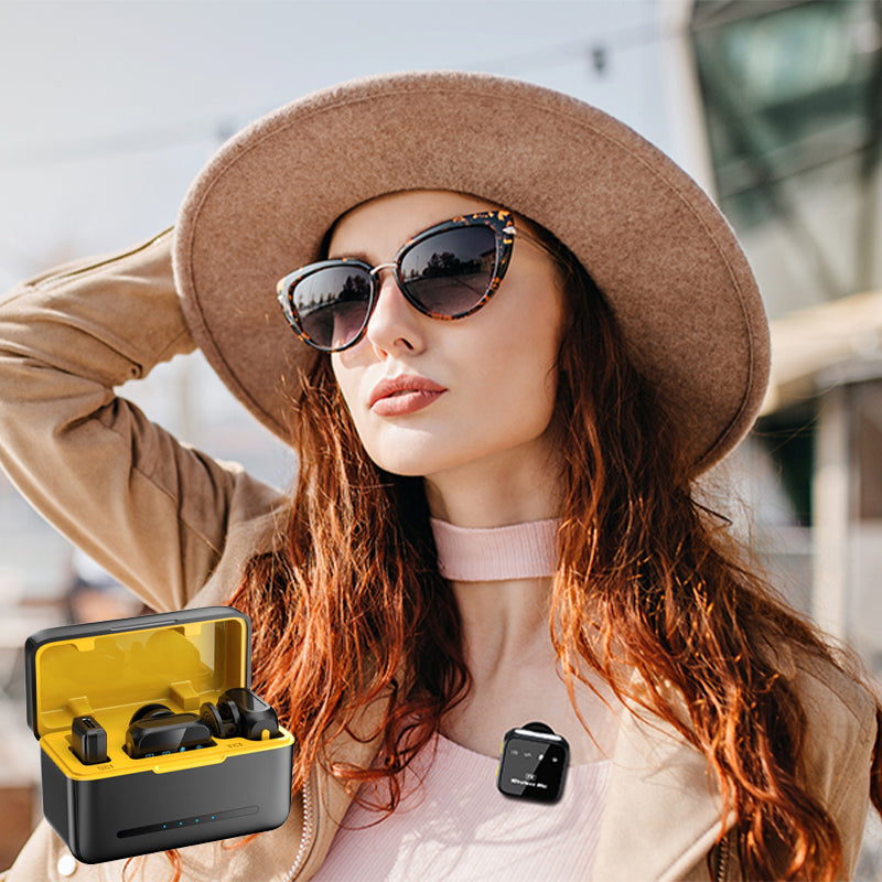 Sakerplus Wireless Lavalier Microphone with Case